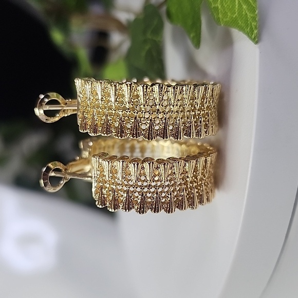 Chunky Gold Textured Wide Hoop Earrings - Picture 4 of 7